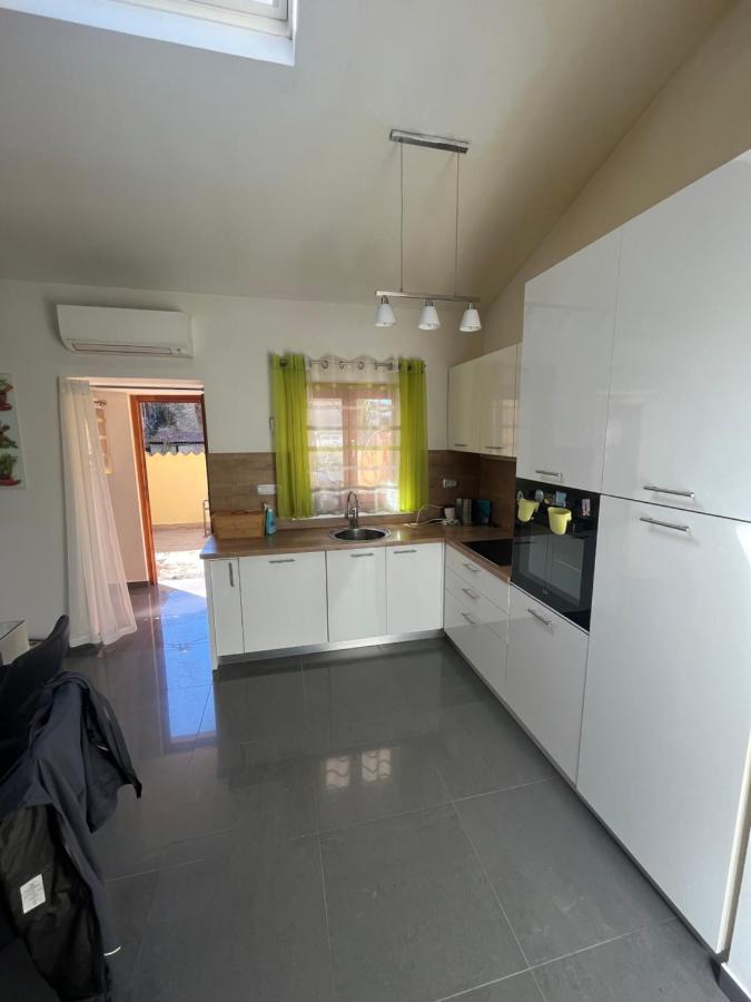 Appartamento Hiza Pola Esterno foto